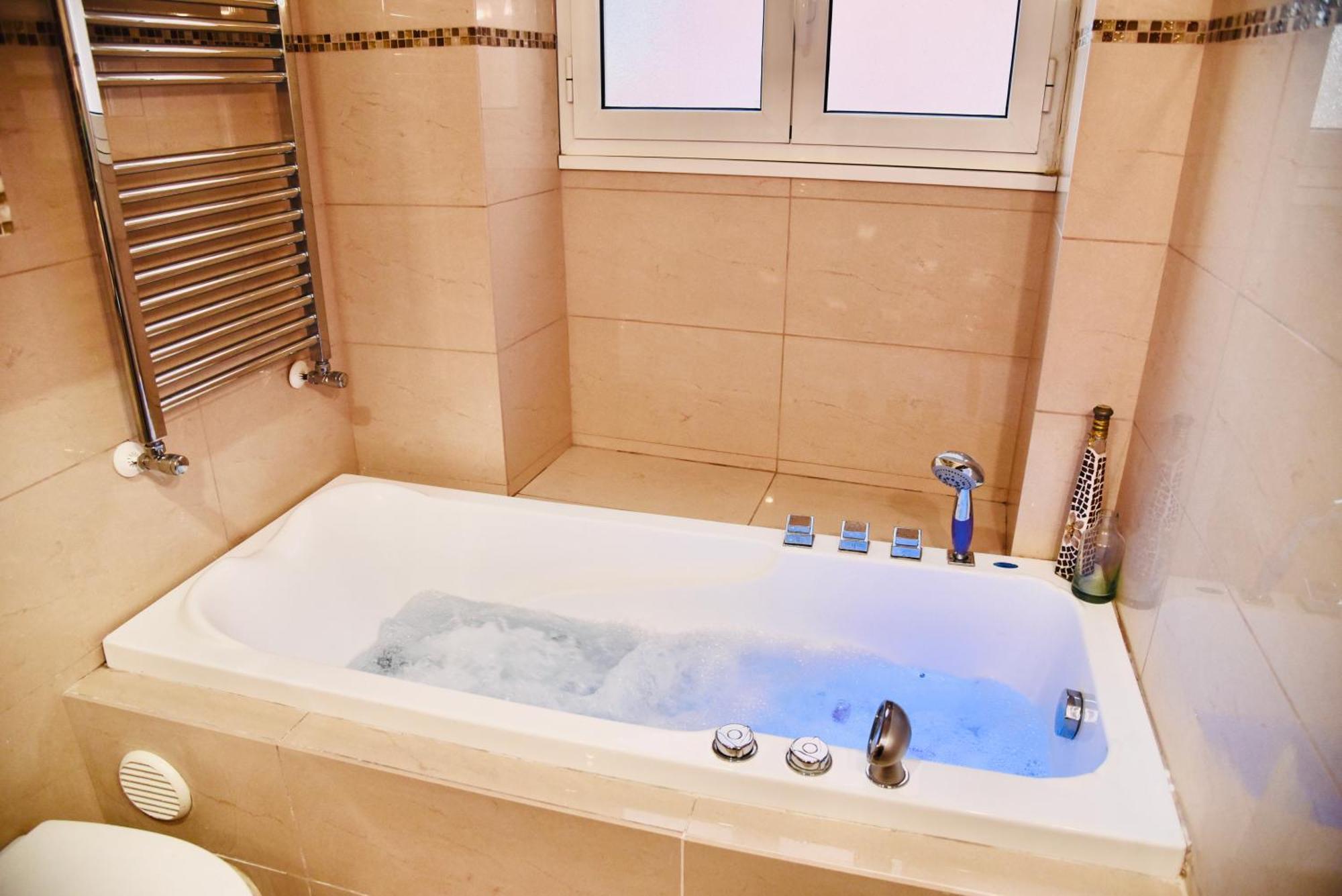Chic And Elegant Apartment In The Heart Of ローマ エクステリア 写真