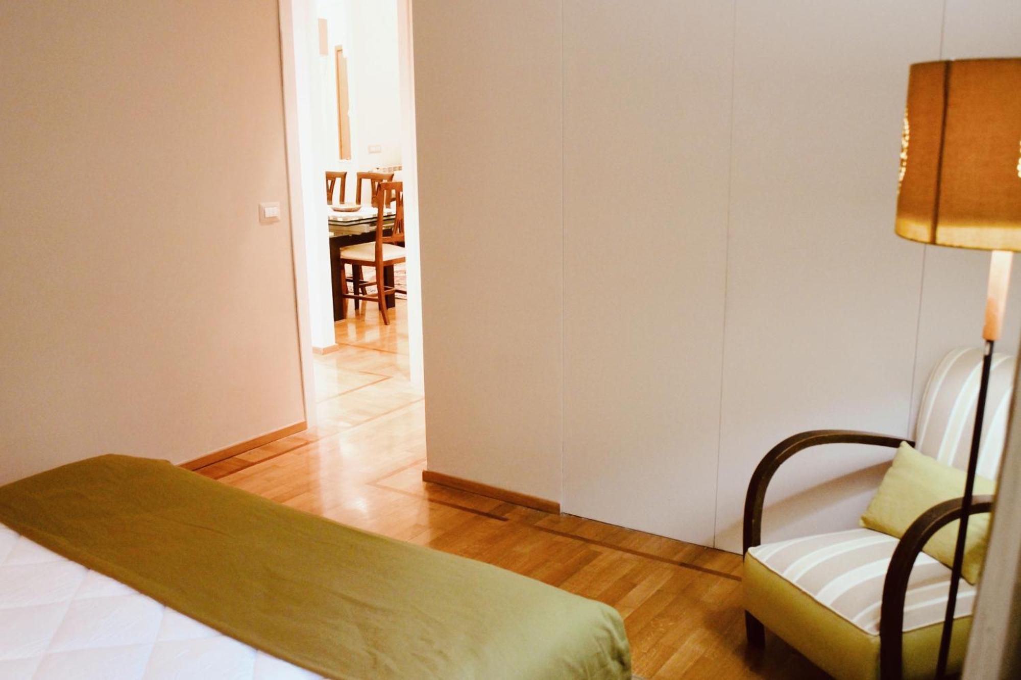 Chic And Elegant Apartment In The Heart Of ローマ エクステリア 写真